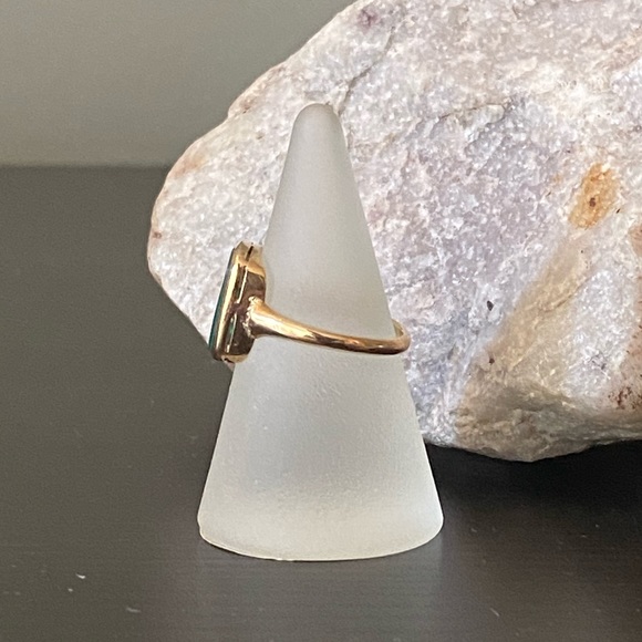 GORGEOUS 9k Gold & Green Agate Victorian Ring 6.5 - Picture 4 of 5